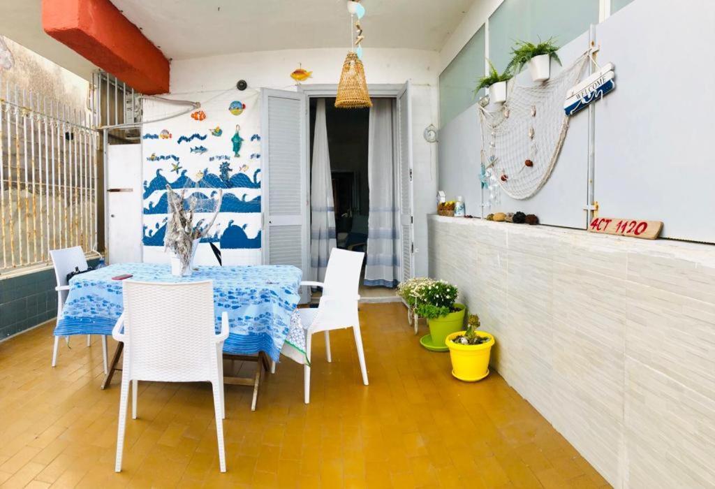 Ferienwohnung Casa Galatea Aci Trezza Exterior foto